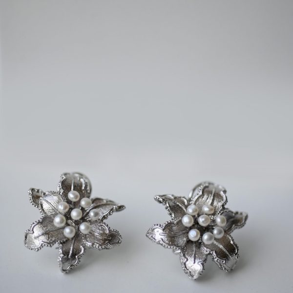 Asiatic Lily Earrings