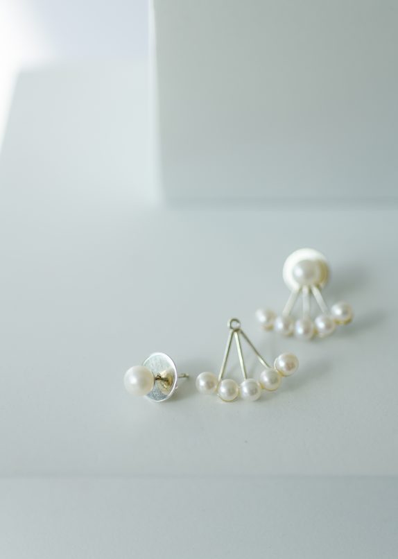 Pearl Fan Earrings - Image 3