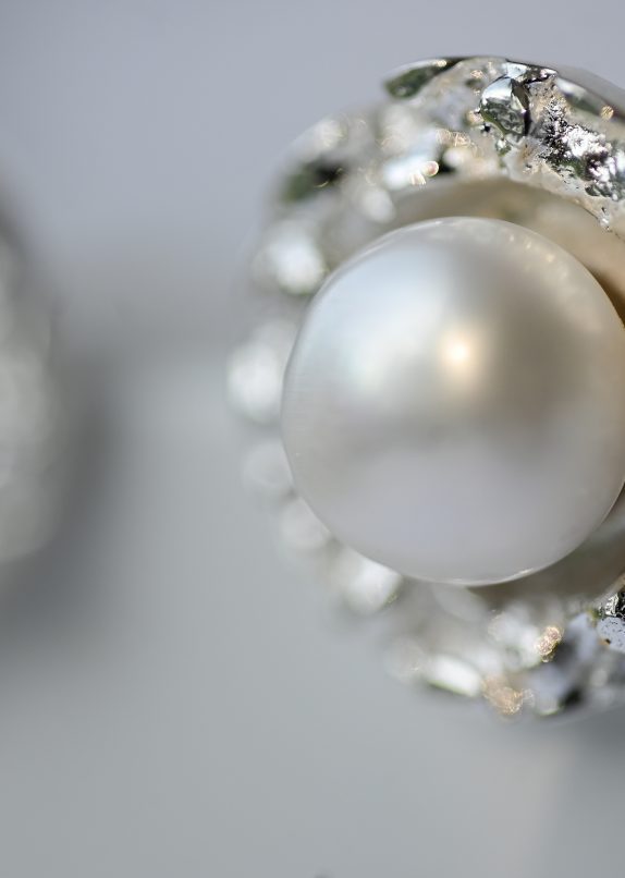 Molten Studs - Image 3