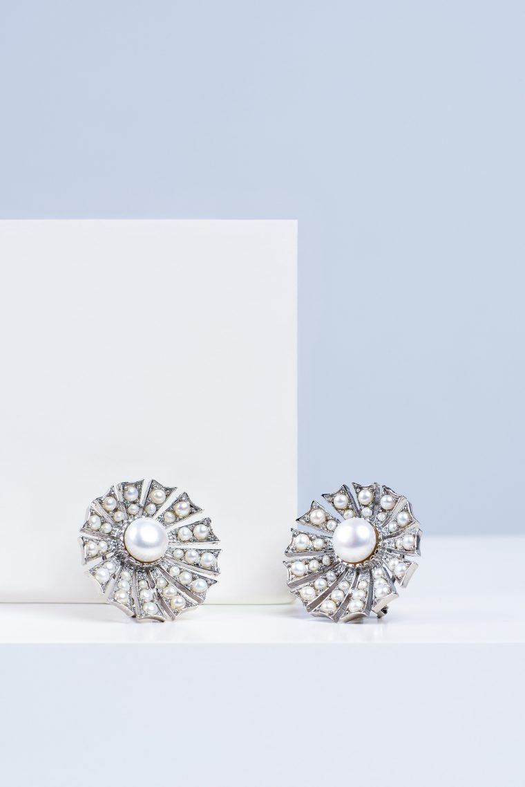 Pearl Oyster Earrings - Image 3